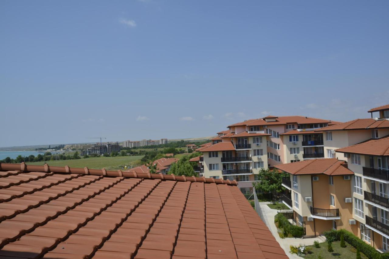 Apartcomplex Chateau Aheloy Exterior foto