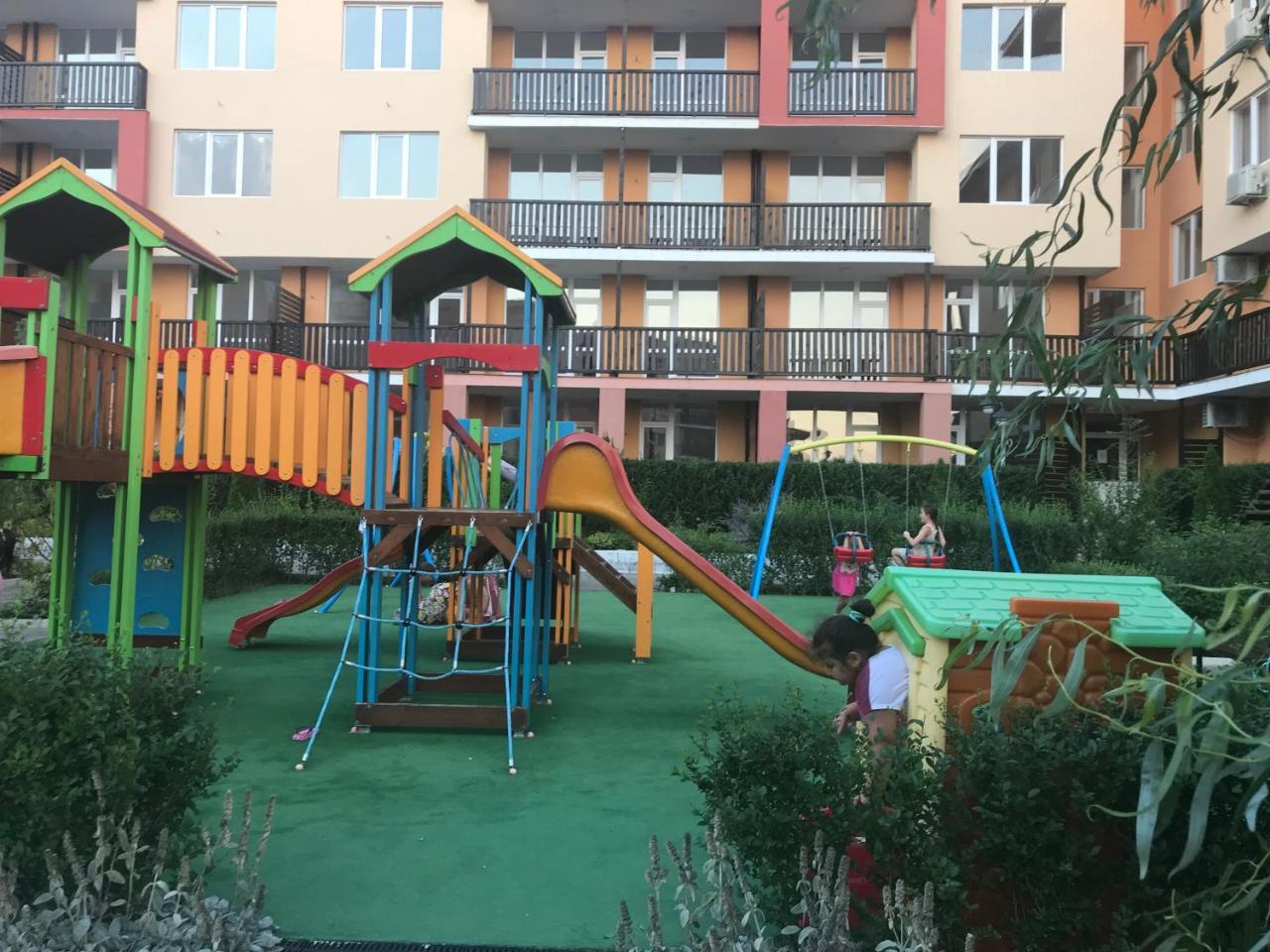 Apartcomplex Chateau Aheloy Exterior foto